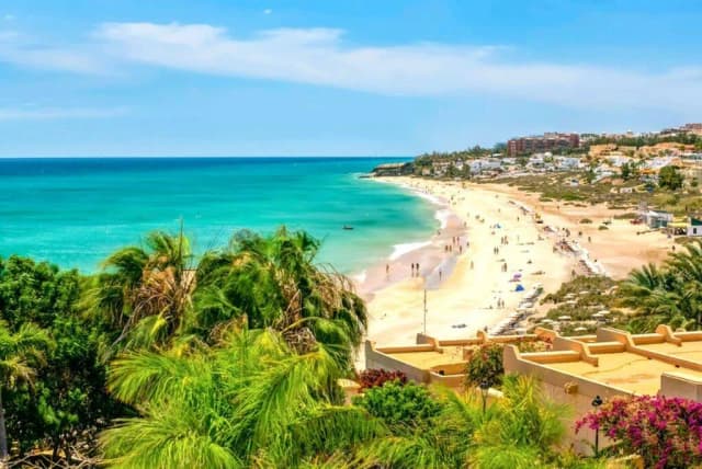Fuerteventura czy jest bezpiecznie? Odkryj zagrożenia i porady dla turystów Fuerteventura czy jest bezpiecznie? Odkryj zagrożenia i porady dla turystów