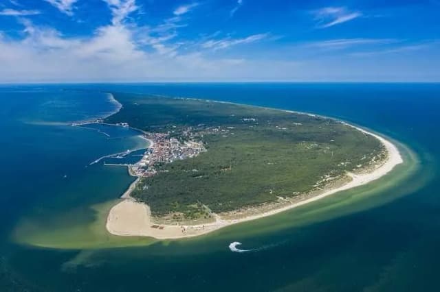 Gdzie jechać nad morze? Odkryj najlepsze miejsca na wakacje Gdzie jechać nad morze? Odkryj najlepsze miejsca na wakacje